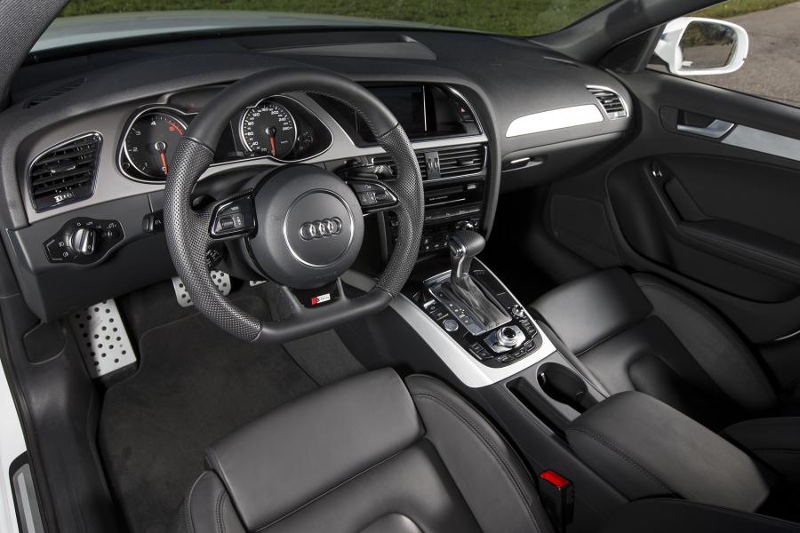 Торпедо Audi AS4 Avant by ABT (B8, 8K) 2012 года  (фото 2 из 10)